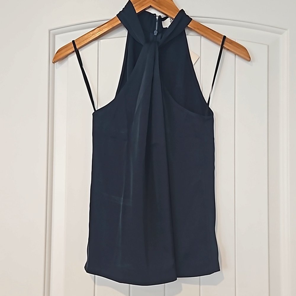 NWT Love, Bonito Top